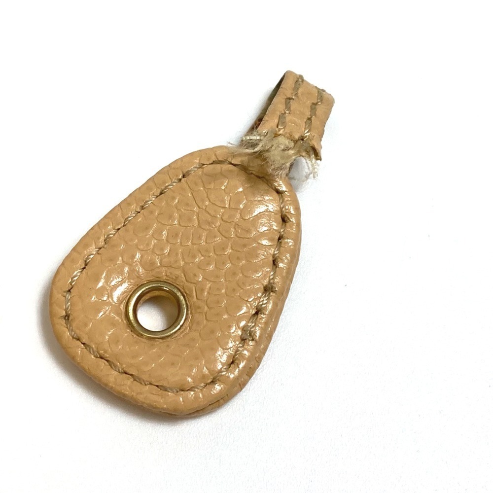 CHANEL Cream Shoulder Bag - Picture 15 of 16